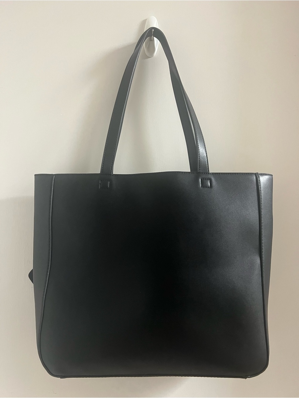 Karl Lagerfeld Black Tote with Signature Bow - Picture 2 of 7